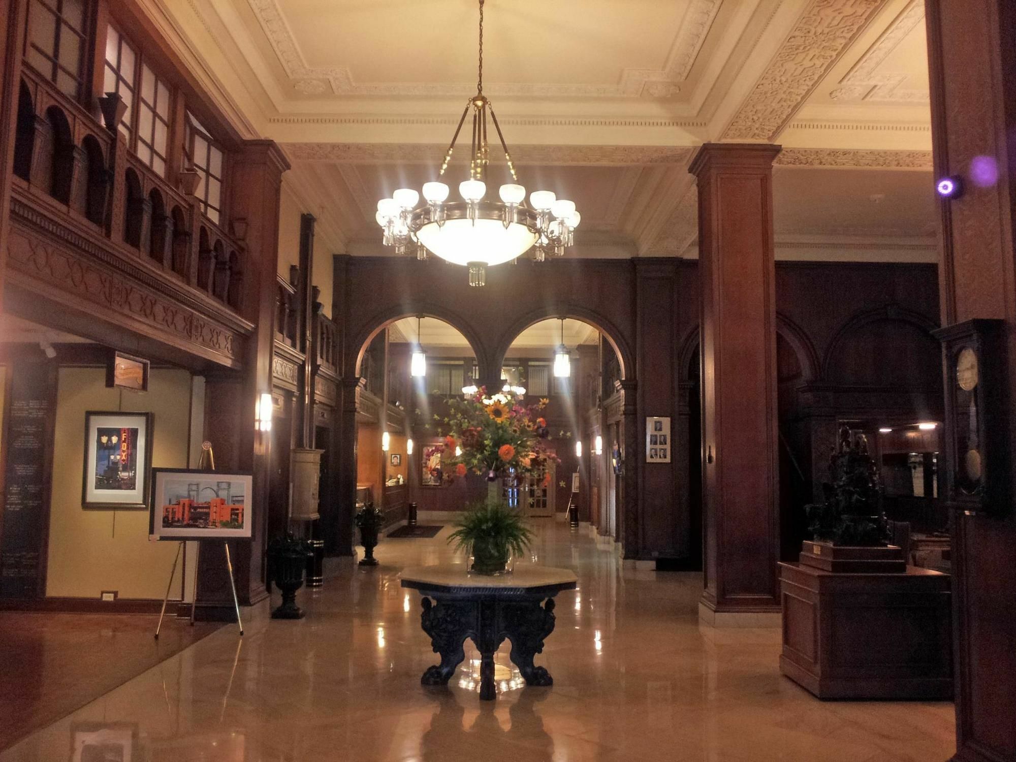 Missouri Athletic Club Hotel Saint Louis Exterior foto